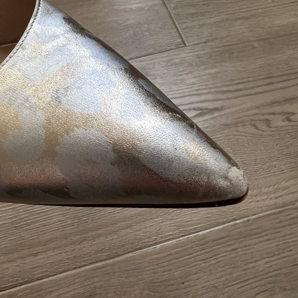 Manolo Blahnik metallic leopard d’orsay pump - Picture 8 of 10